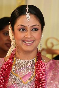Garland Jyothika Marriage Indusladies