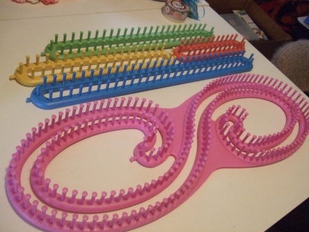 Different types of Crochet Looms and patterns Indusladies
