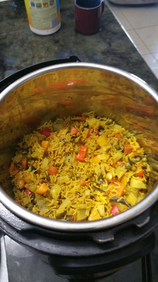 IL Instant Pot Mixed Vegetable Rice 05162017.jpg