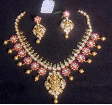 Indian Antique/ Temple jewellery collection | Indusladies