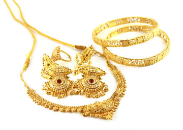 Buying Gold This Akshaya Tritiya